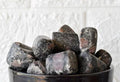 Spinelle Matrix Tumbled Stones